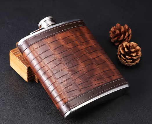 Stainless Steel Whiskey Flask 18oz Crocodile Leather Pattern – Brown